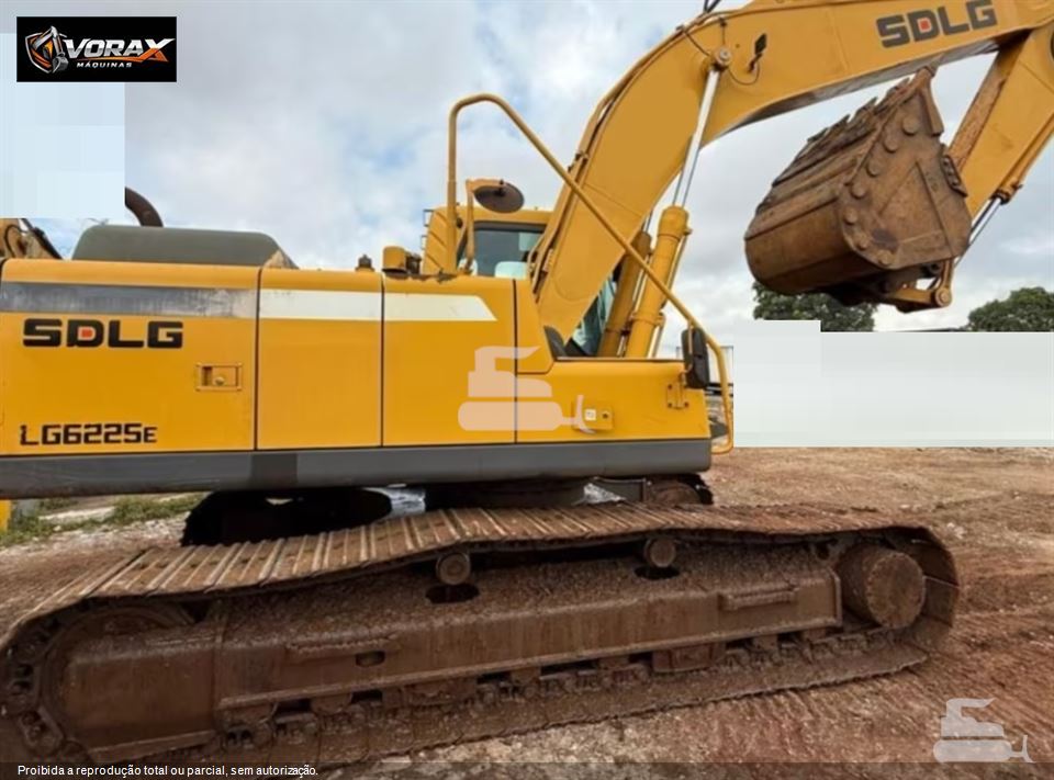 Escavadeira SDLG LG6225E