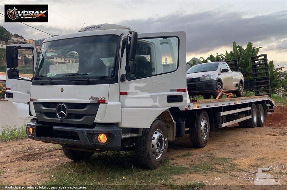 Caminhão Mercedes-Benz Atego 2730K 6x4 2p (Diesel)(E5)