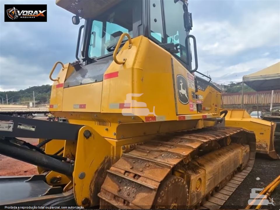 Trator de Esteira John Deere 750J-II