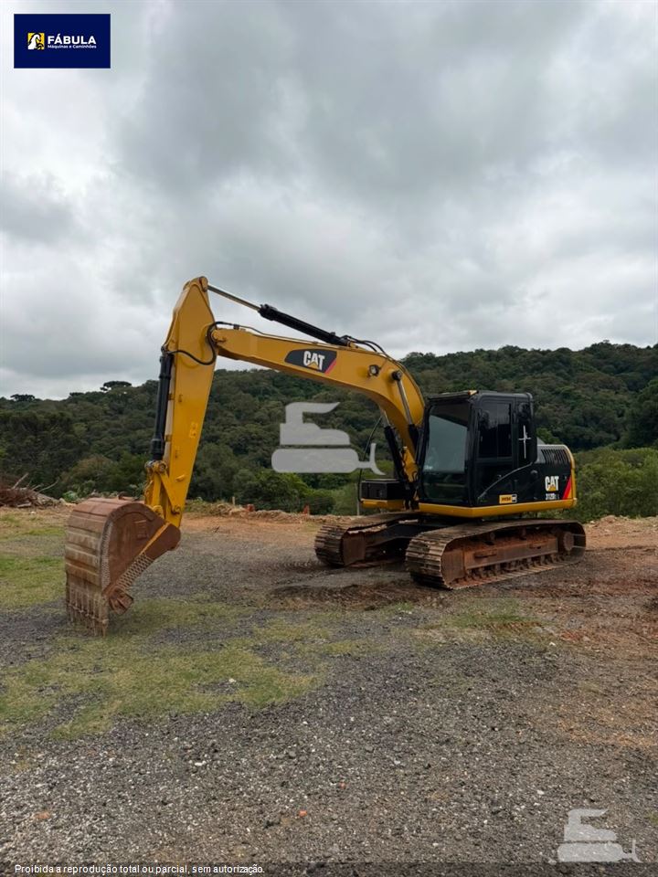 Escavadeira Caterpillar 312D2L
