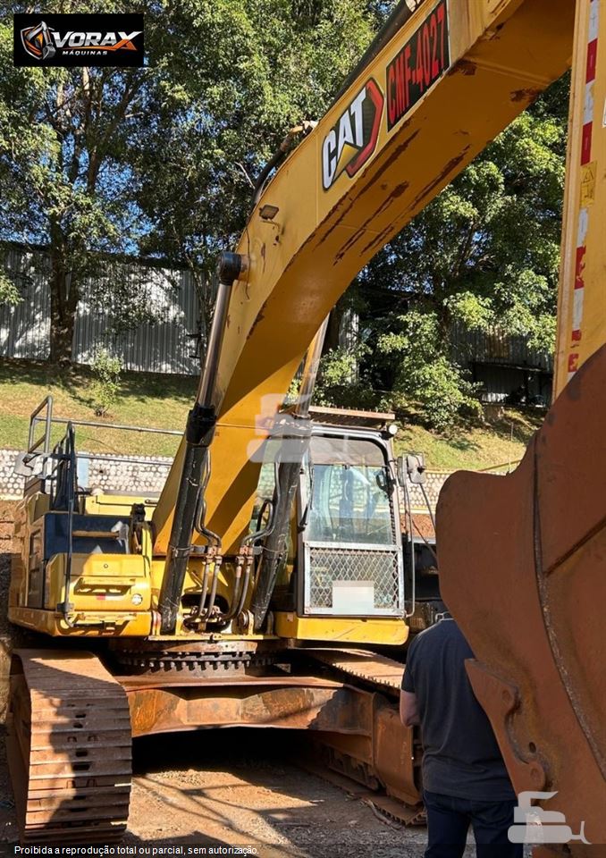 Escavadeira Caterpillar 336