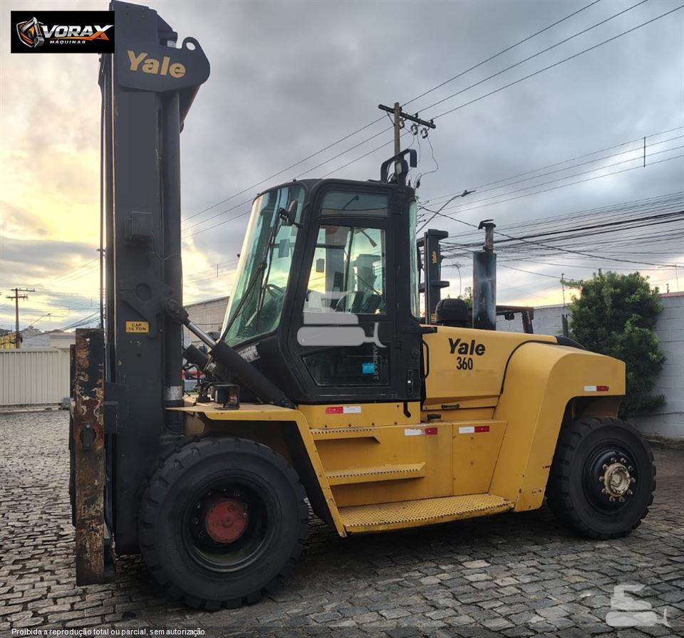 Empilhadeira Yale GDP360VX