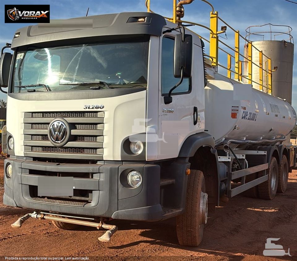 Caminhão Volkswagen 31-280 E Constellation 6x4 2p (Diesel)(E5)