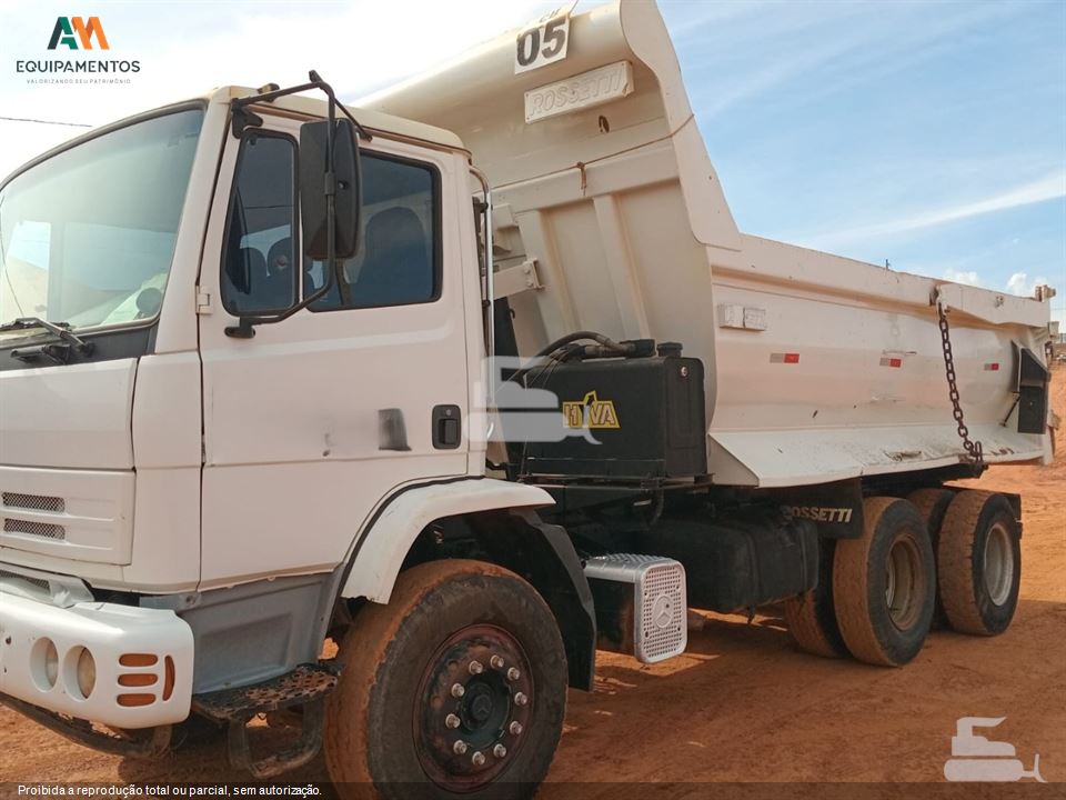 Caminhão Mercedes-Benz 2726 6x4 2p (diesel)