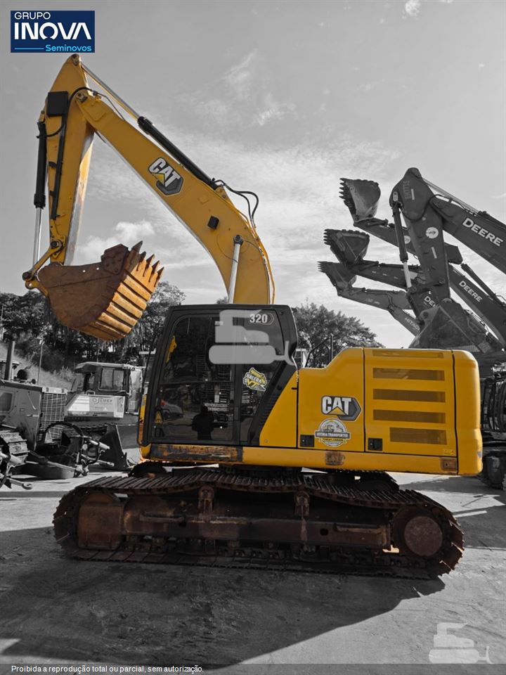 Escavadeira Caterpillar 320D