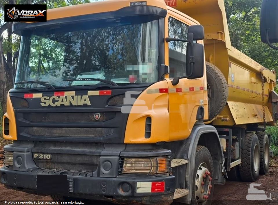 Caminhão Scania P-310 B 6x4 2p (diesel)