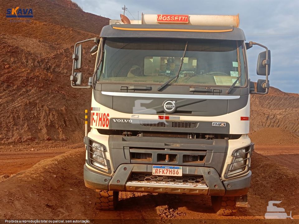 Caminhão Volvo FMX 500 8x4 2p (diesel) (e5)