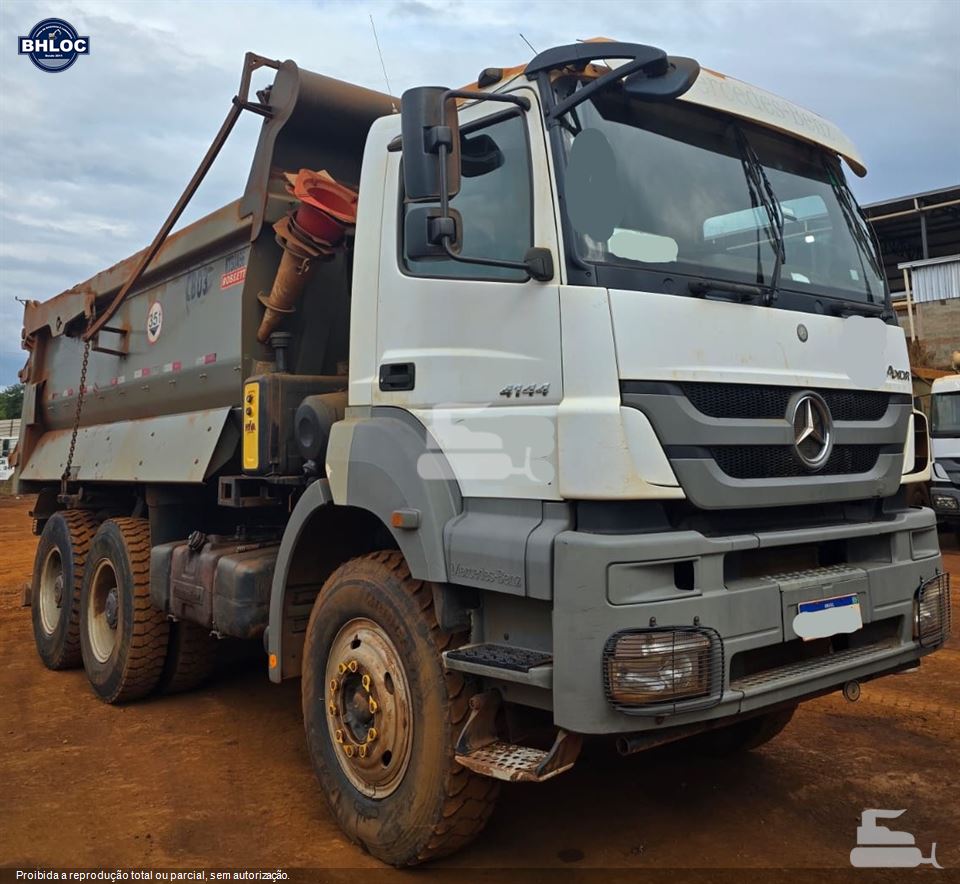 Caminhão Mercedes-Benz Axor 4144 K 6x4 2p (Diesel) (E5)