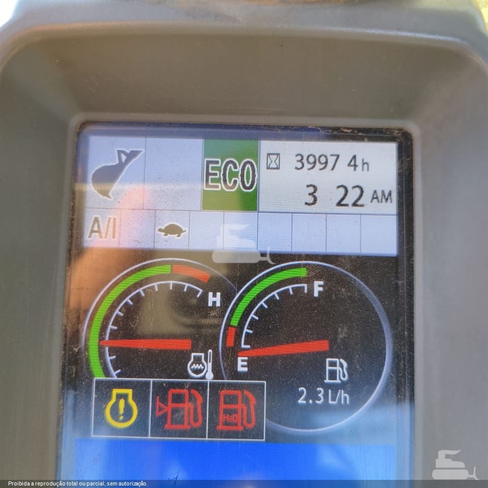 Escavadeira John Deere 200G