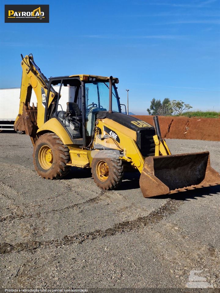Retro Escavadeira Caterpillar 416E