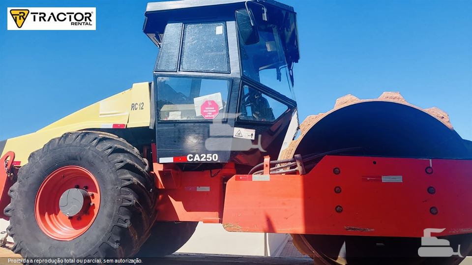 Rolo Compactador Dynapac CA250