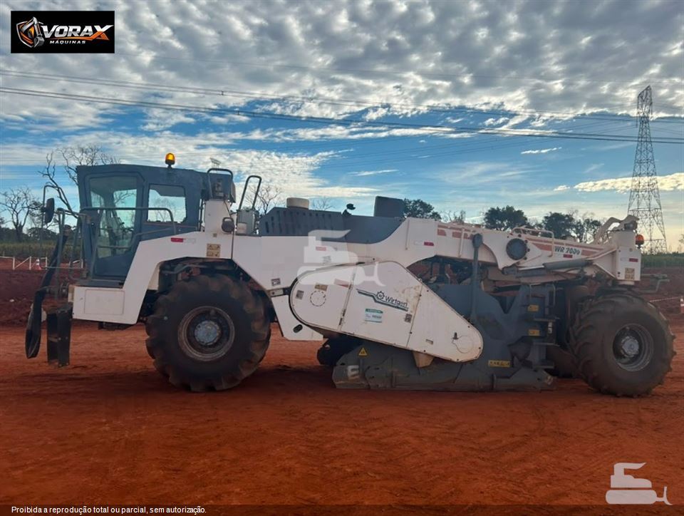 Recuperadora de Pavimentos wirtgen WR 2000