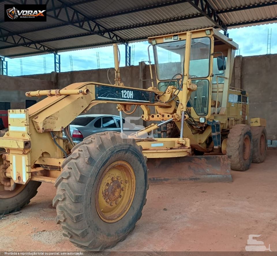 Motoniveladora Caterpillar 120H