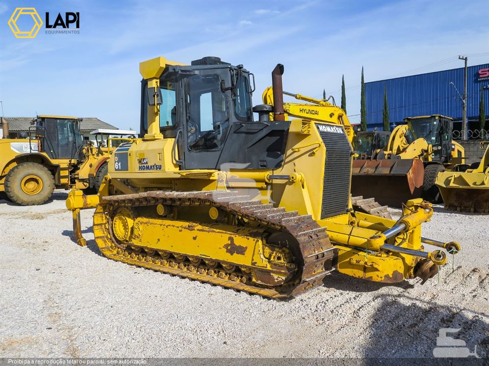Trator de Esteira Komatsu D61-EX