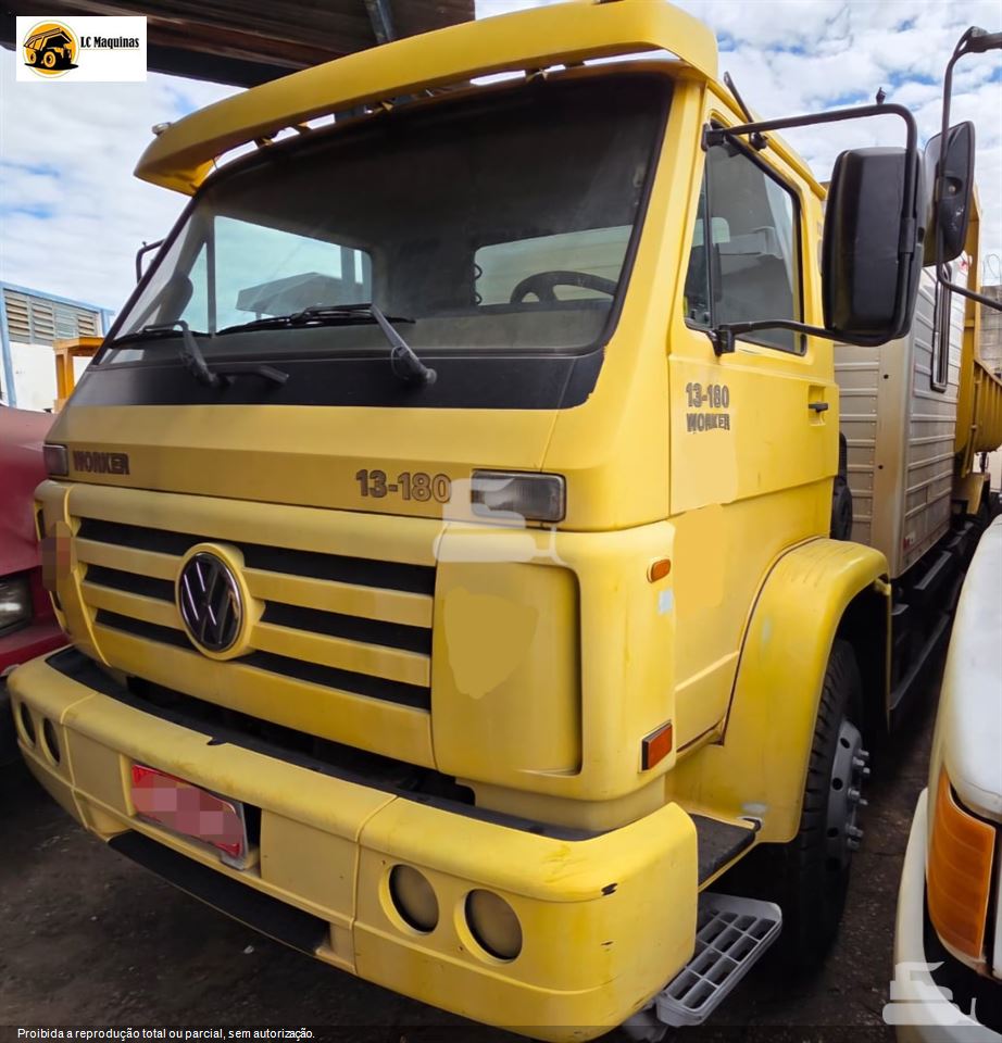 Caminhão Volkswagen 13-180/13-180 E Worker 2p (Diesel)