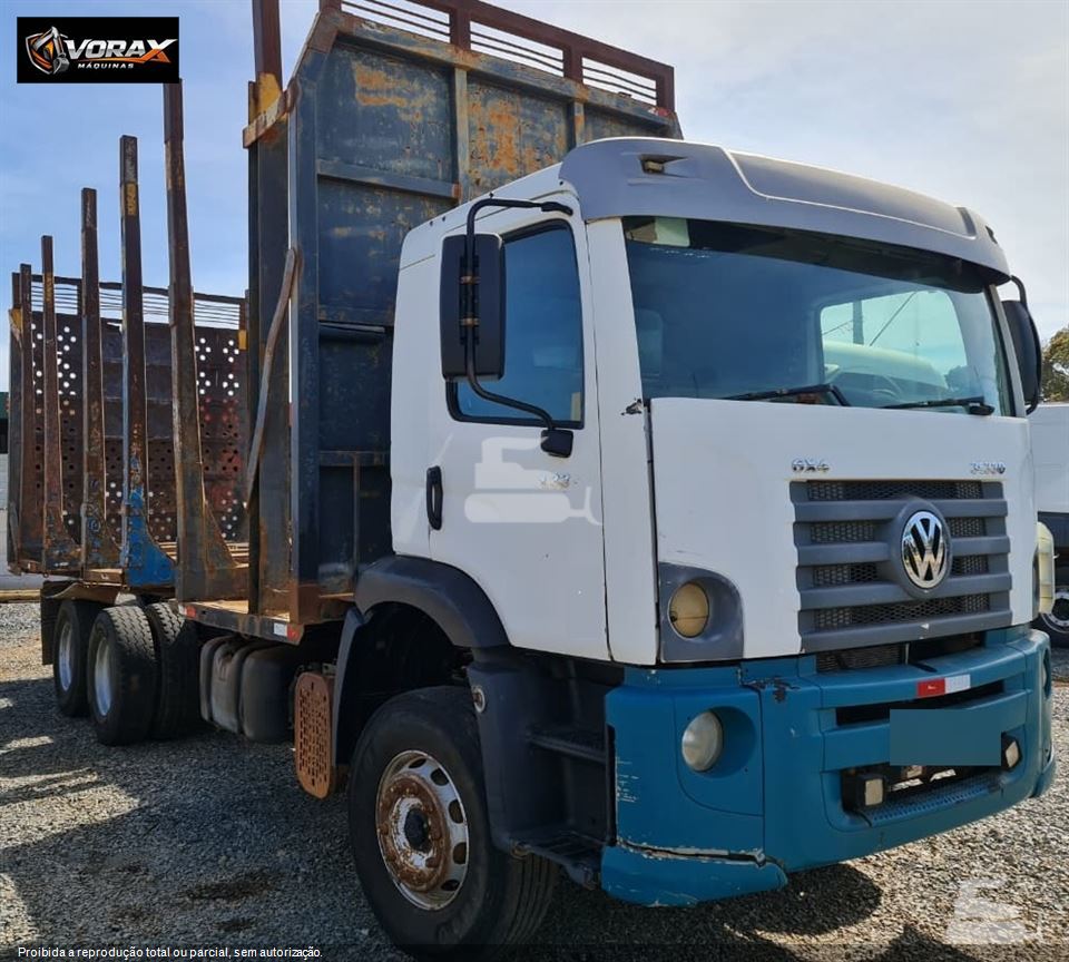Caminhão Volkswagen 31-330 E Constellation 6x4 2p (Diesel)(E5)