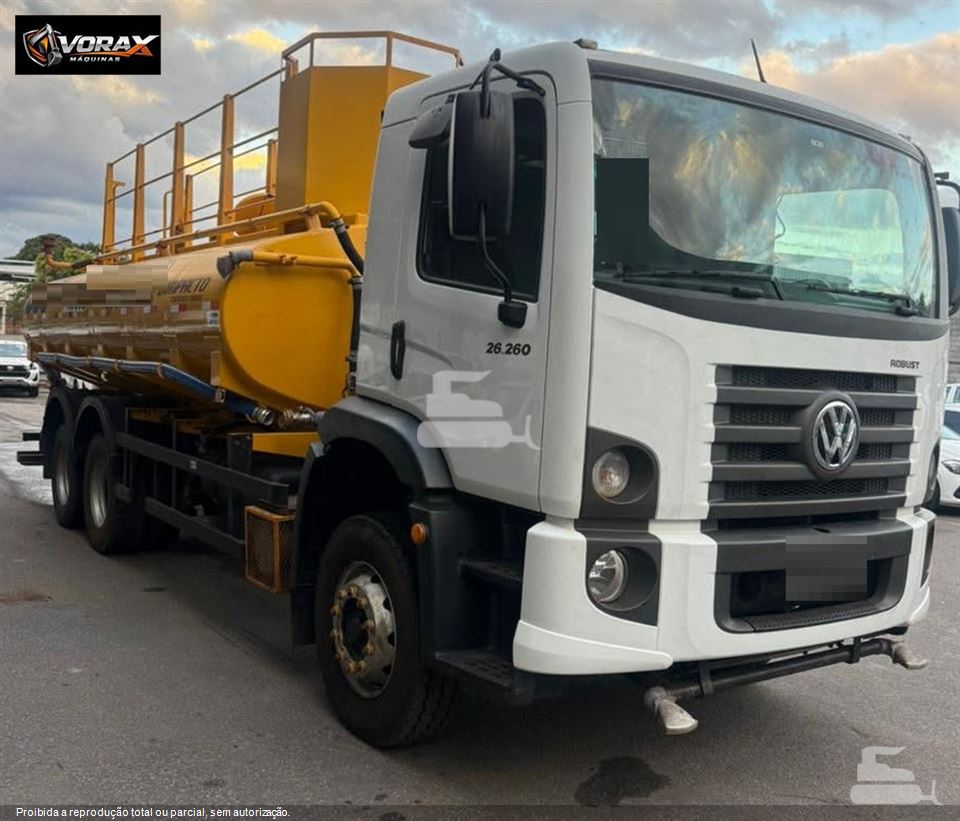 Caminhão Volkswagen 26-260 E Constellation 6x4 3-Eixos 2p (Diesel)