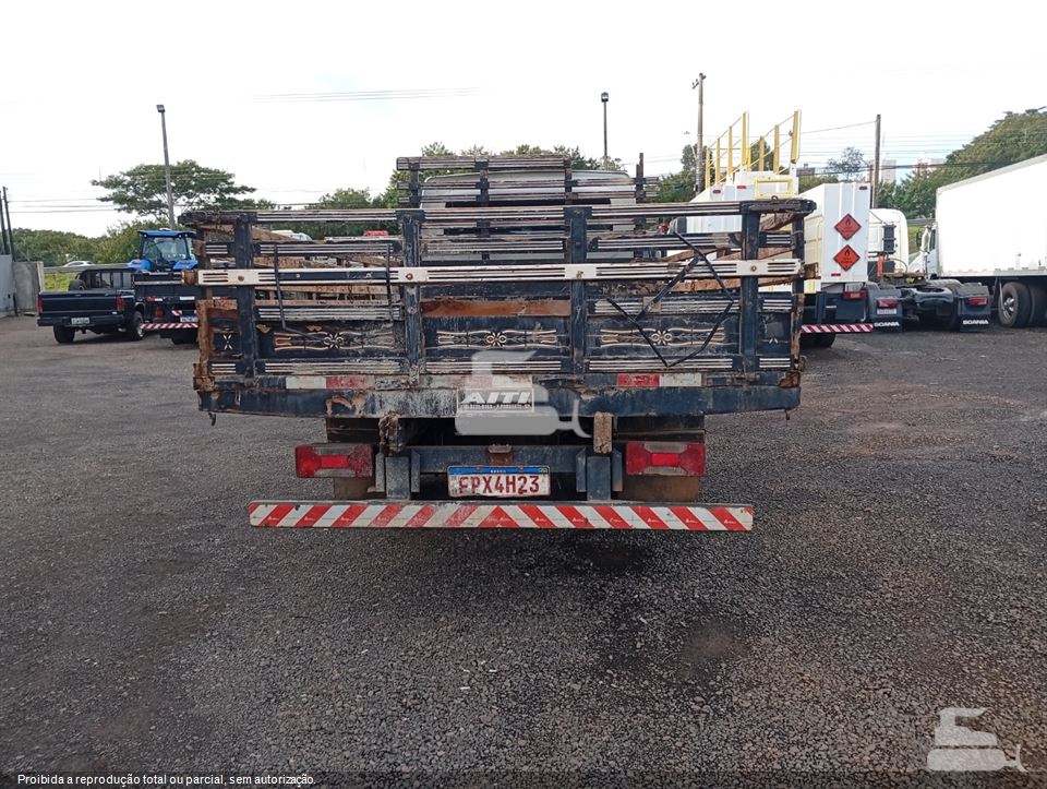 Caminhão Iveco DAILY CHASSI 45S17 CD 4p (Diesel)(E5)