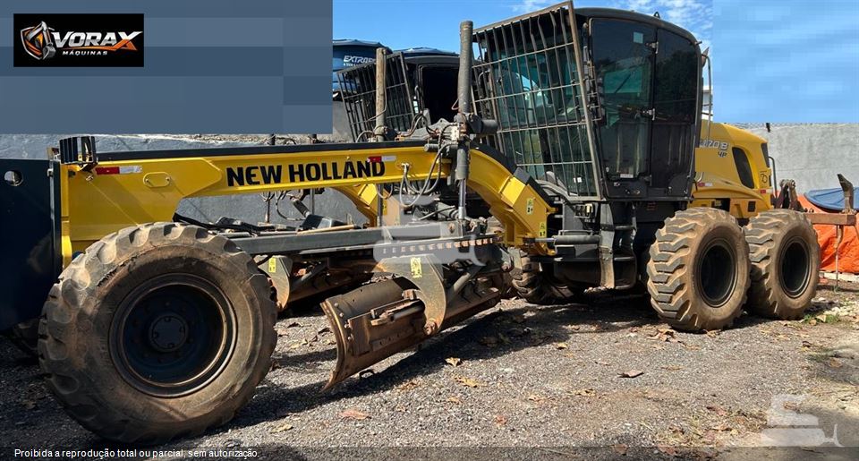 Motoniveladora New Holland RG170B