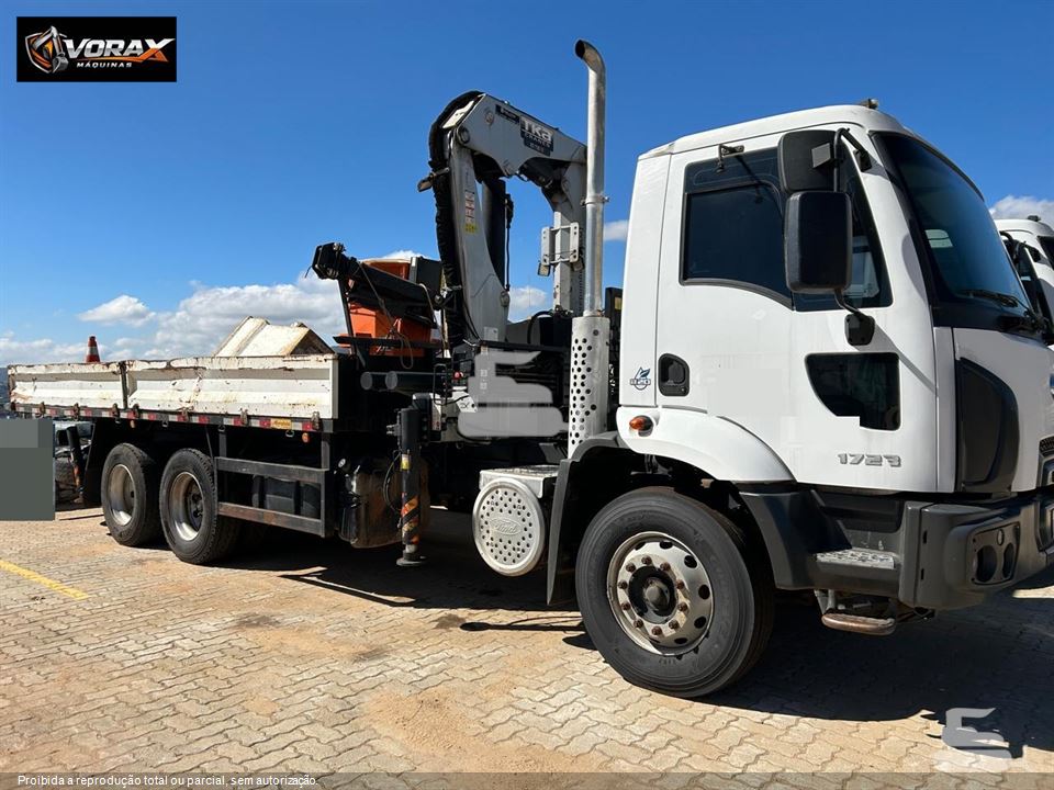 Caminhão Ford CARGO 1723 E Turbo 2p (Diesel)(E5)