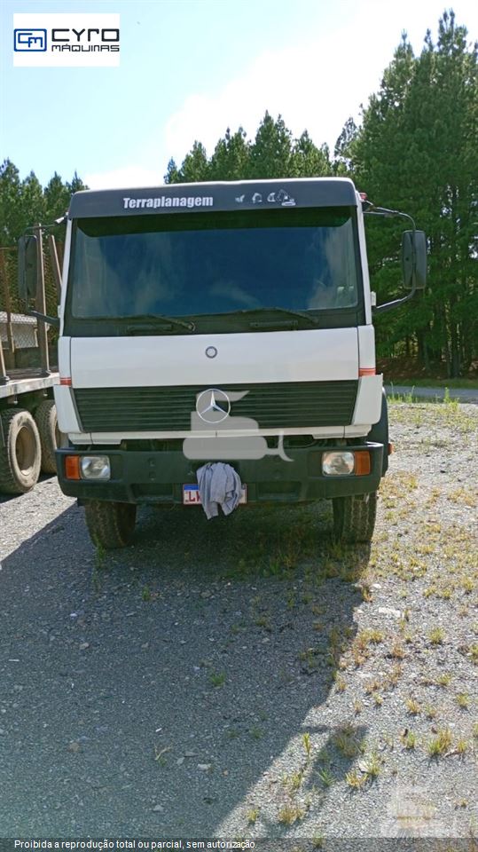 Caminhão Mercedes-Benz 2414 6x4