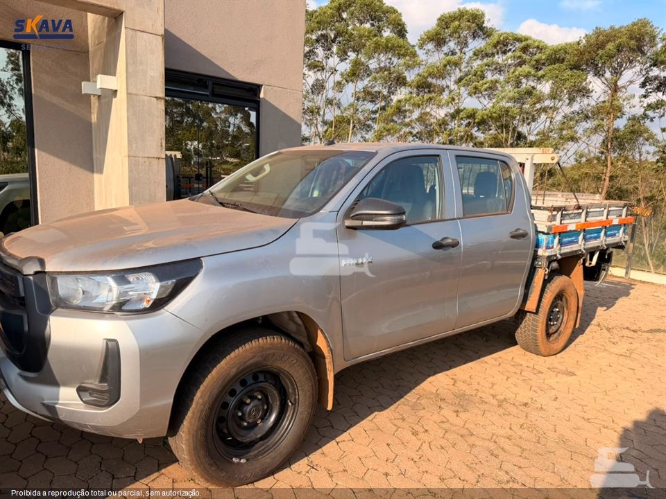 Toyota Hilux CD 4x4 2.8 Diesel Mec.