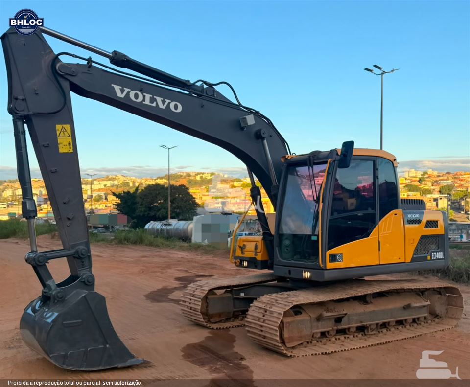 Escavadeira Volvo EC140DL