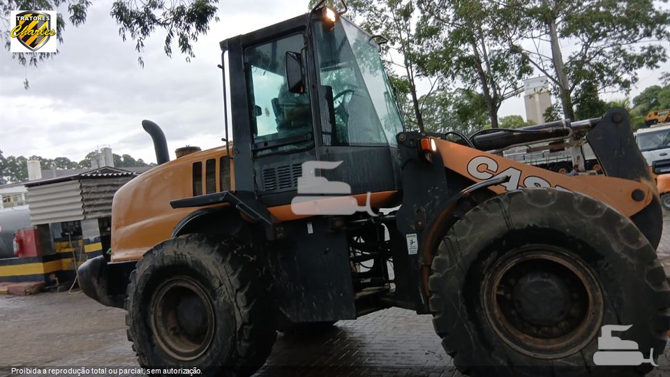 Pá Carregadeira Case 621E