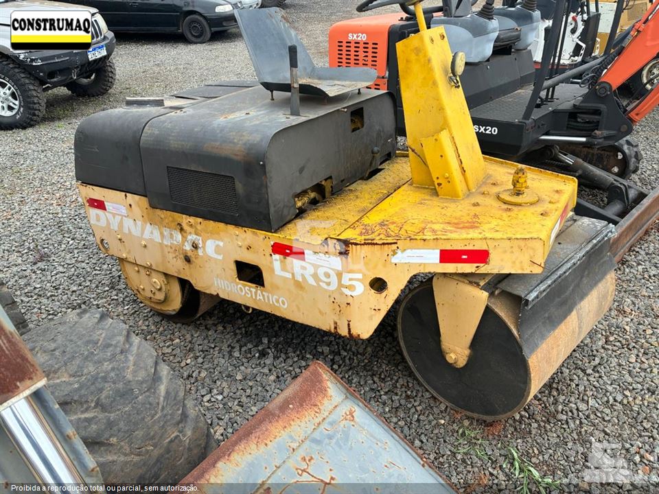 Rolo Compactador Dynapac LR95