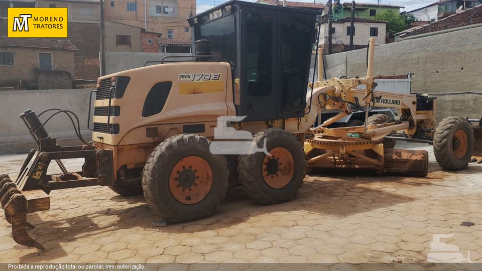Motoniveladora New Holland RG170B