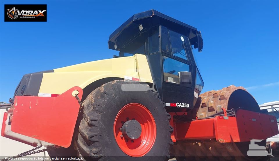 Rolo Compactador Dynapac CA250