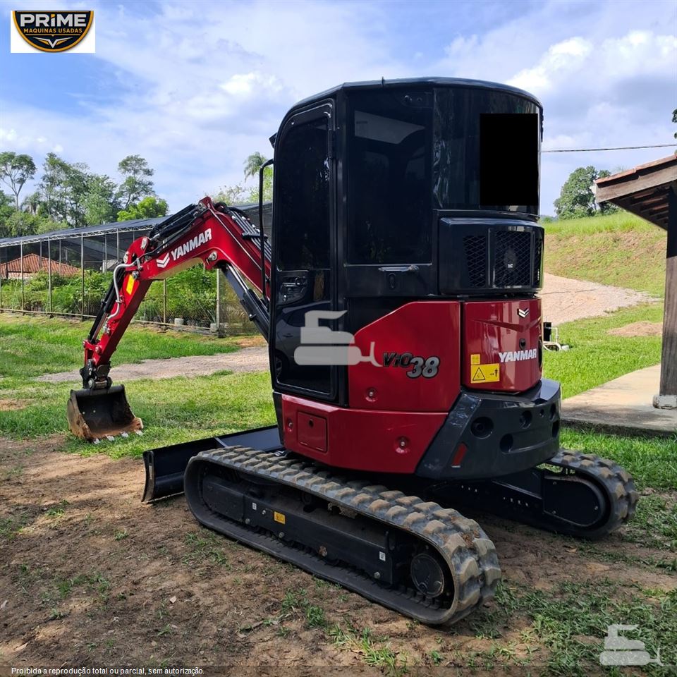 Mini-Escavadeira Yanmar Vio35