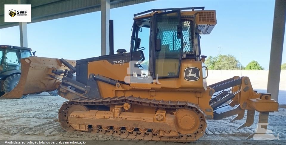 Trator de Esteira John Deere 700J-II