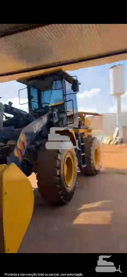 Pá Carregadeira XCMG LW300KV
