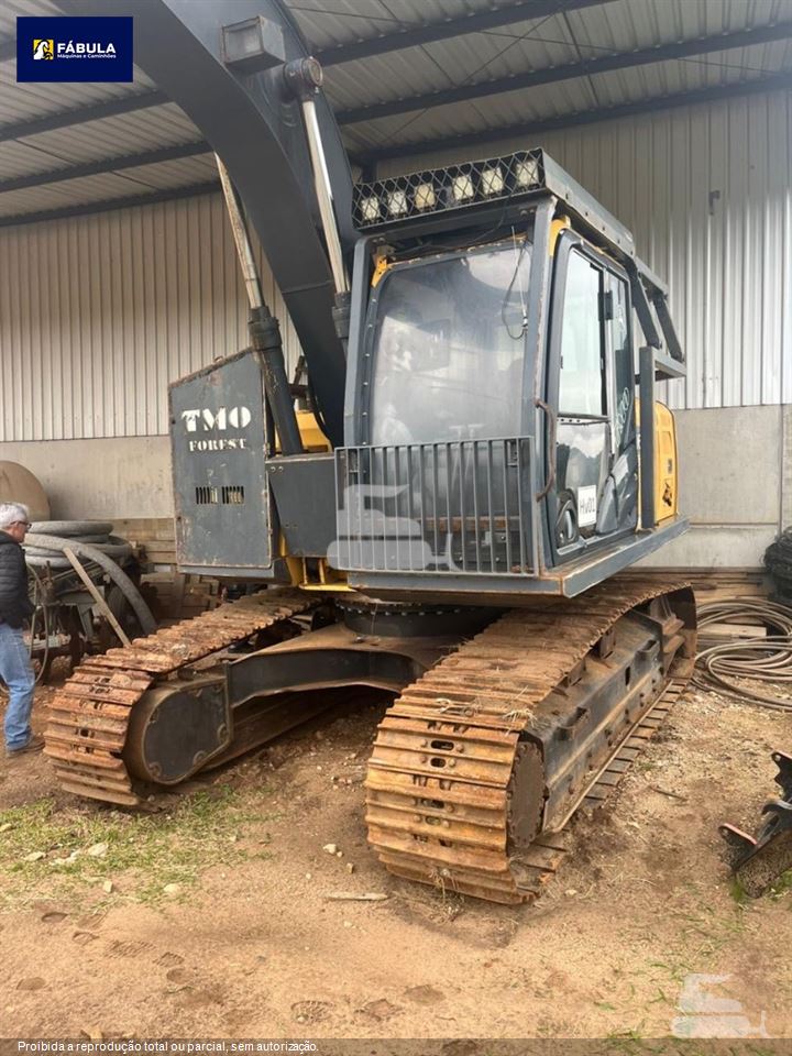 Escavadeira John Deere 160G