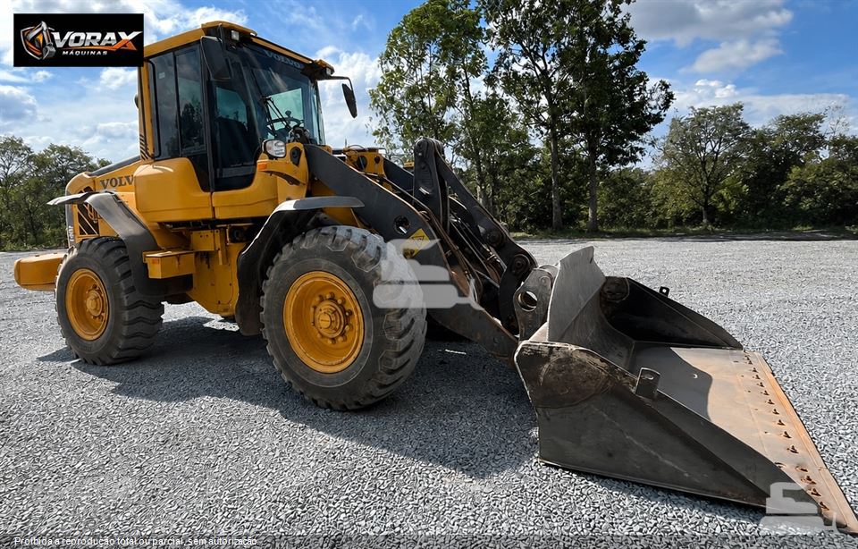 Pá Carregadeira Volvo L60F