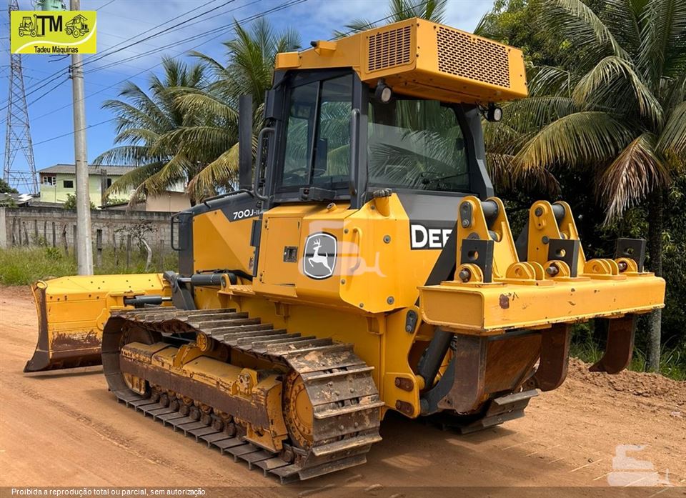Trator de Esteira John Deere 700J-LT