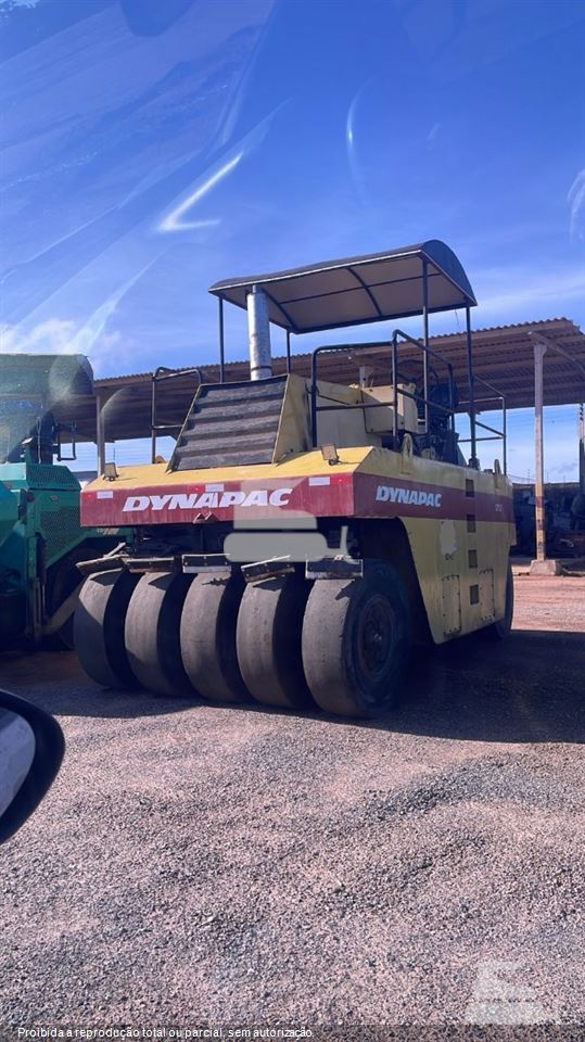 Rolo Compactador Dynapac CP271
