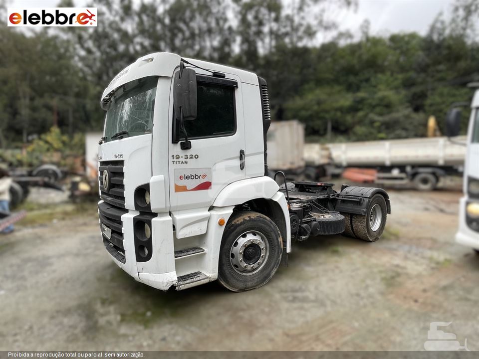 Caminhão Volkswagen 19-320 E Constellation Titan Tractor 2p