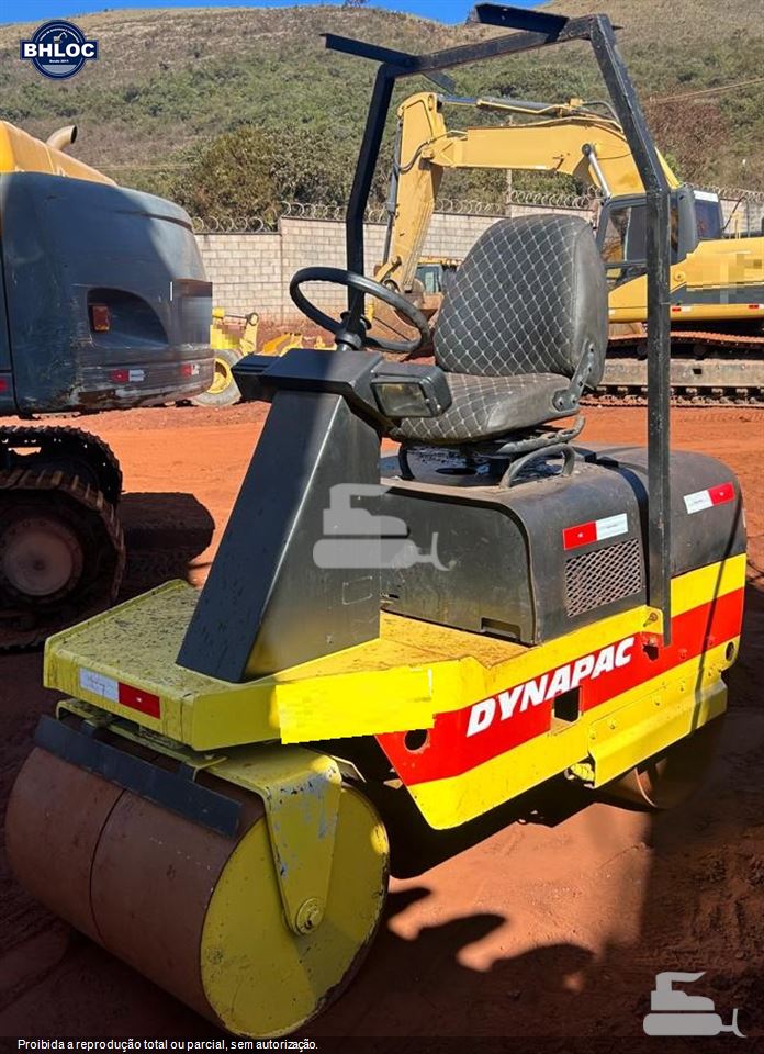 Rolo Compactador Dynapac LR95
