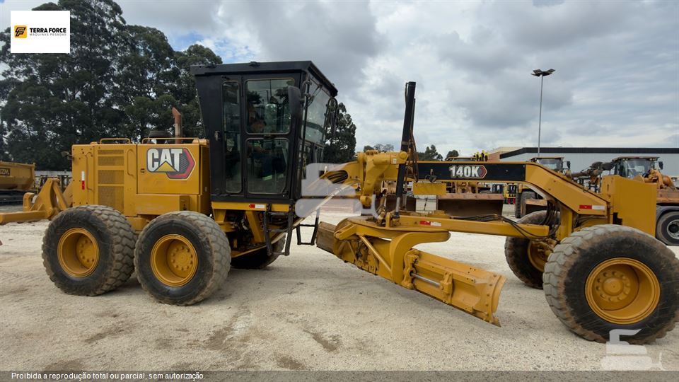 Motoniveladora Caterpillar 140K