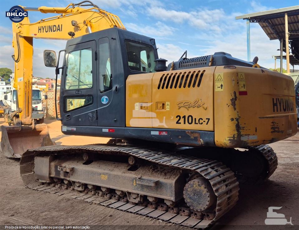 Escavadeira Hyundai R210LC-7