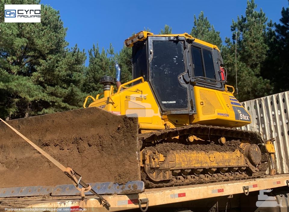 Trator de Esteira Komatsu D51-EX