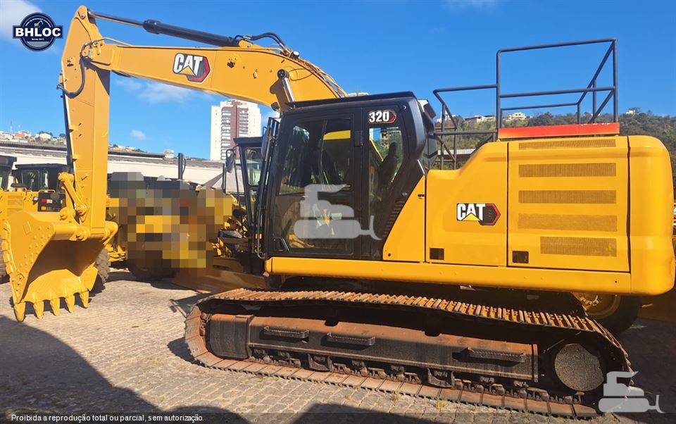 Escavadeira Caterpillar 320