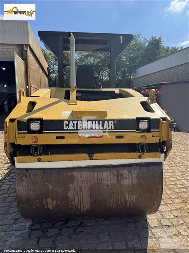 Rolo Compactador Caterpillar CB-534D
