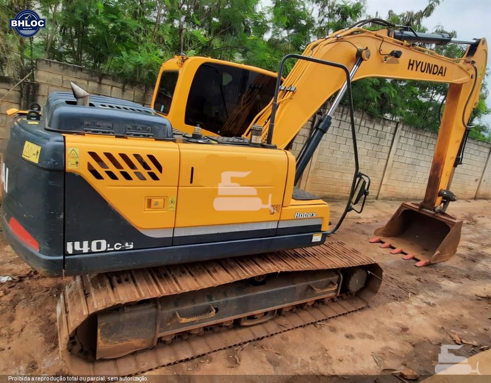 Escavadeira Hyundai R140LC-9