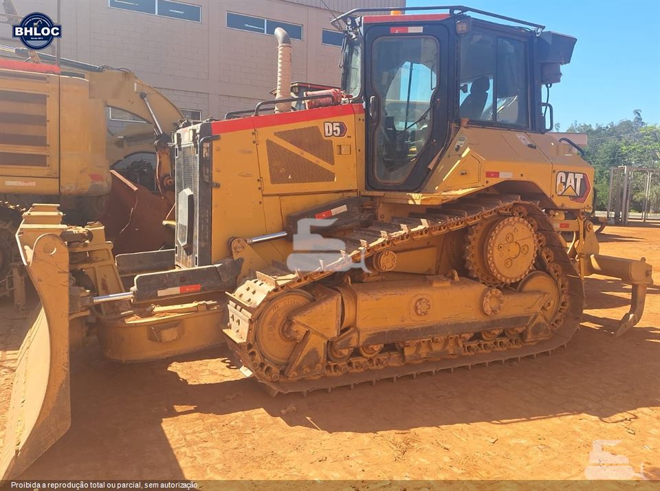 Trator de Esteira Caterpillar D5