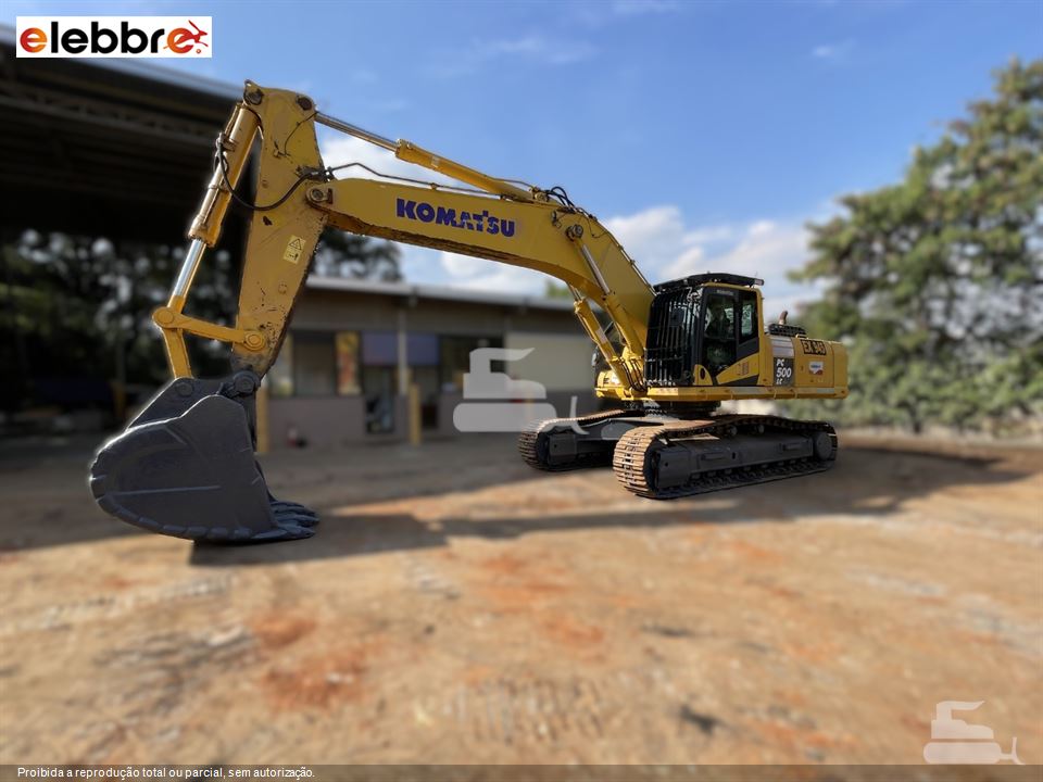 Escavadeira Komatsu PC500