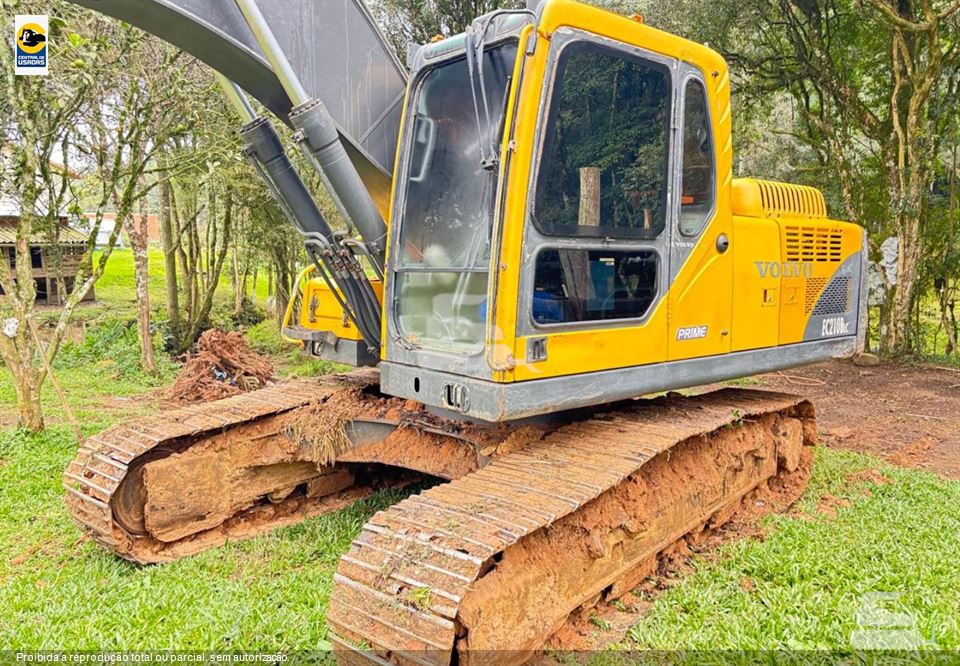 Escavadeira Volvo EC210BLC