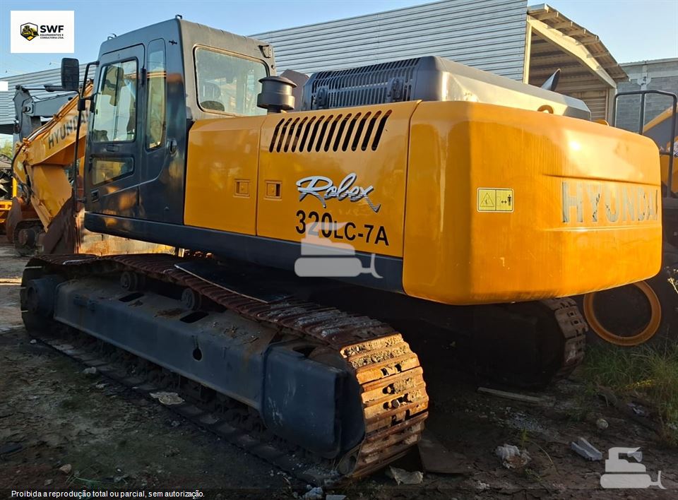 Escavadeira Hyundai R320LC-7